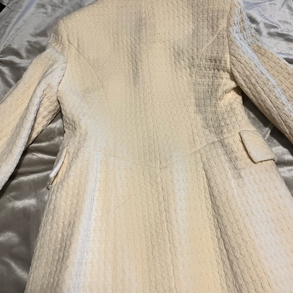 Nenette Lepore Mysterious Coat. - Picture 8 of 8